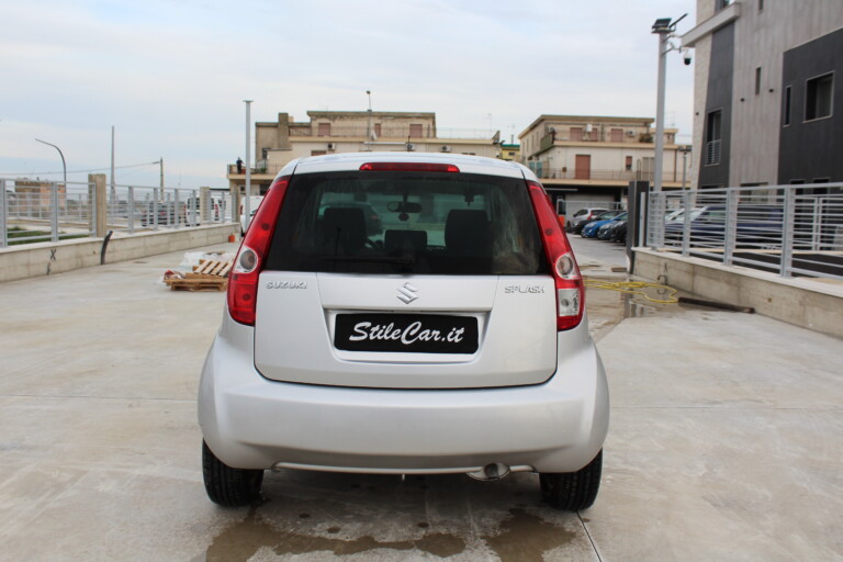 04 Stilecar It Suzuki Splash Dl699yh