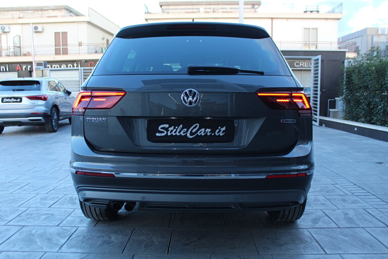 04 Stilecar It Vw Tiguan Fz578jb