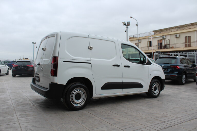 02 Stilecar It Opel Combo Ga341pd