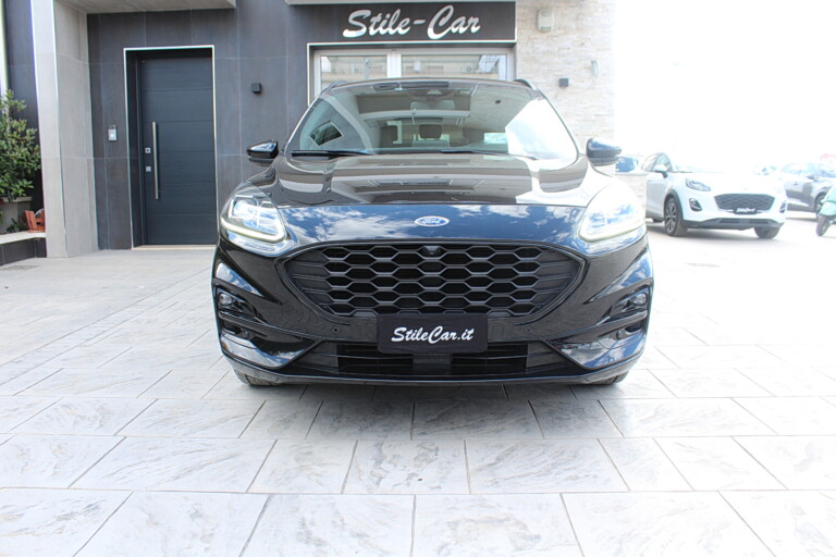 01 Stilecar It Ford Kuga Gg633zf