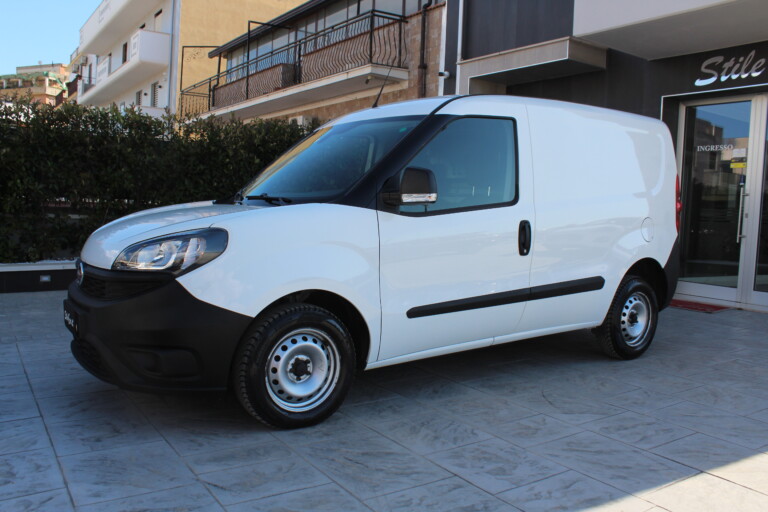 03 Stilecar It Fiat Doblo Gh351pt