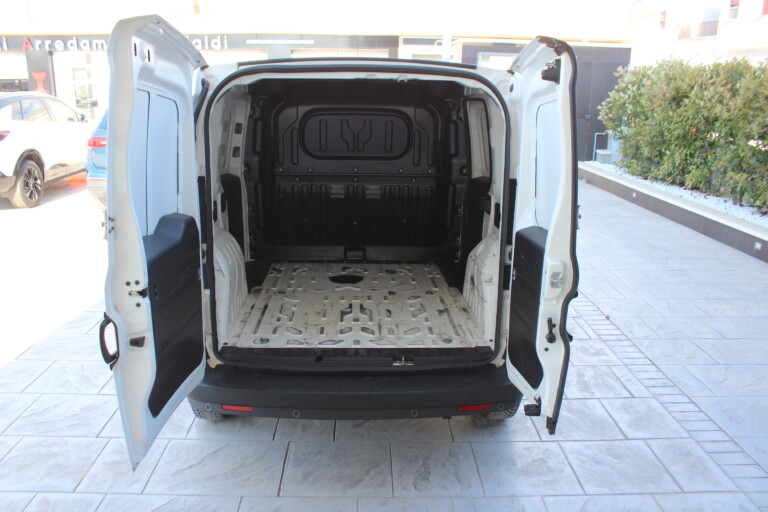 07 Stilecar It Fiat Doblo Gh351pt