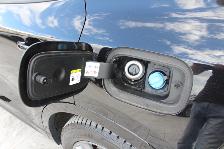 08 Stilecar It Ford Kuga Gg633zf