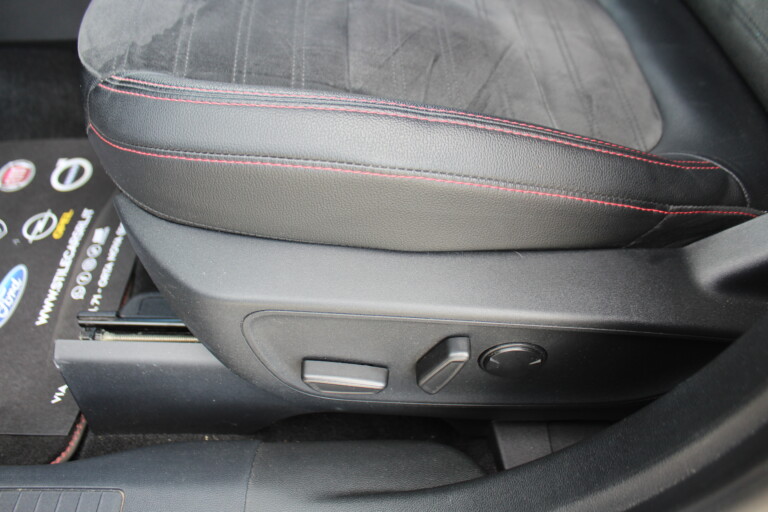 15 Stilecar It Ford Kuga Gg633zf