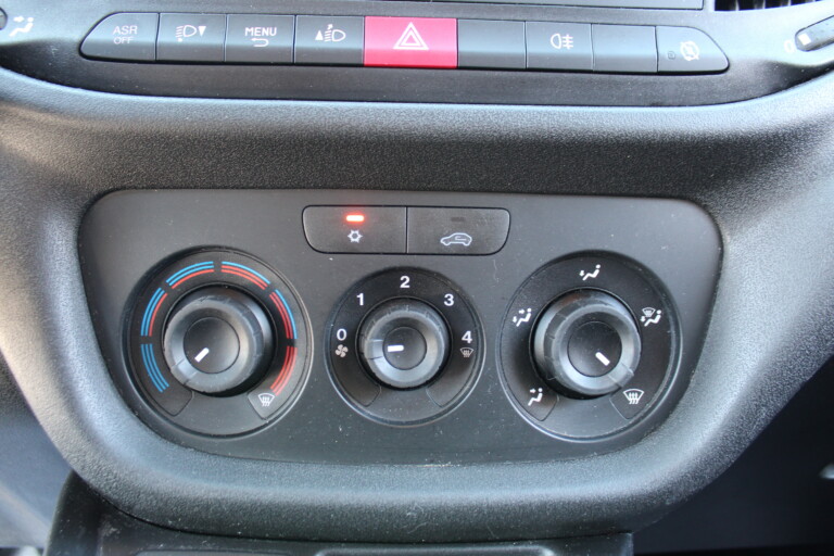 17 Stilecar It Fiat Doblo Gh351pt