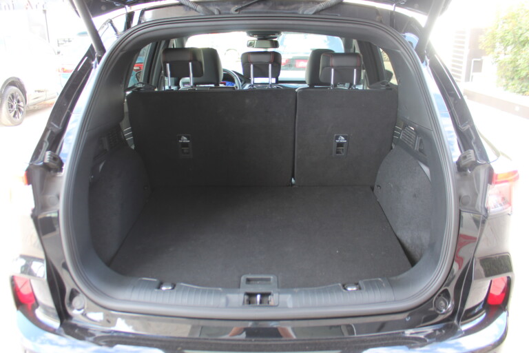 24 Stilecar It Ford Kuga Gg633zf