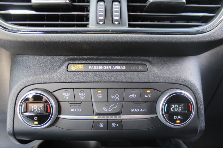 43 Stilecar It Ford Kuga Gg633zf