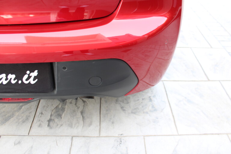 07 Stilecar It Peugeot 208 Ge733sw