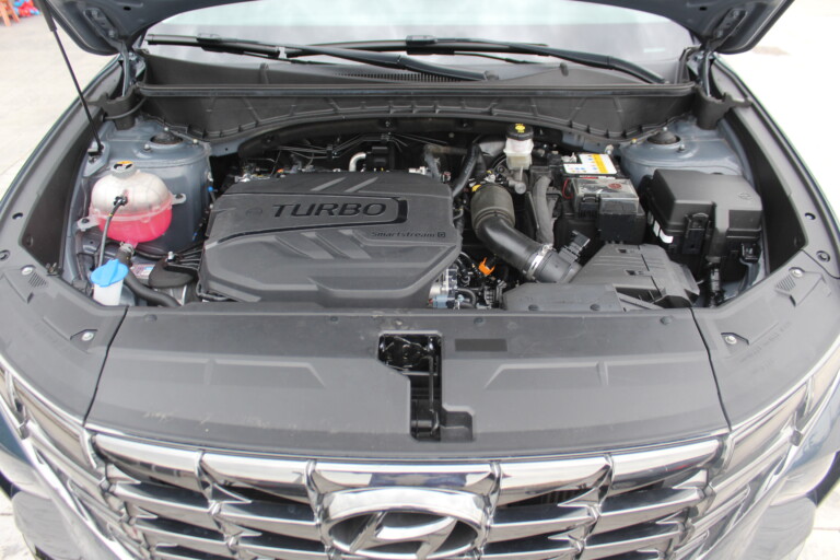 09 Stilecar It Hyundai Tucson Gj044ye