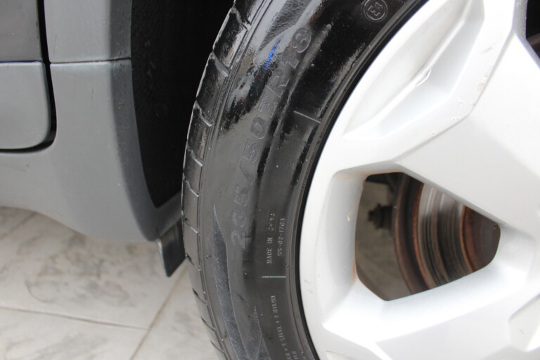 10 Stilecar It Ford Kuga Dv532jk