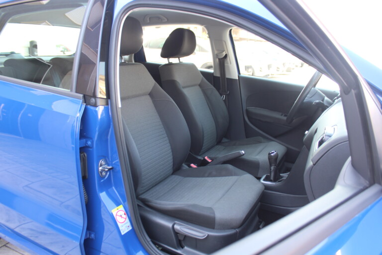 10 Stilecar It Vw Polo Em703bl