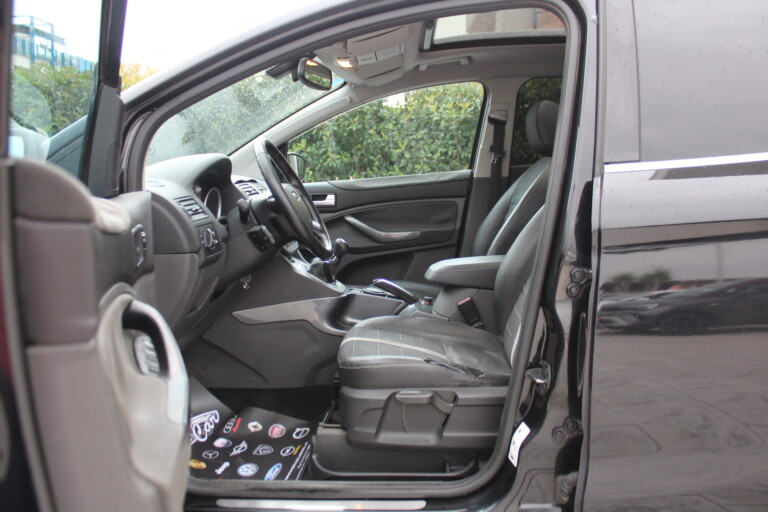 11 Stilecar It Ford Kuga Dv532jk