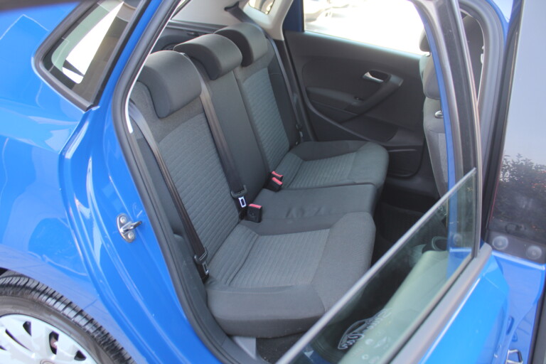 11 Stilecar It Vw Polo Em703bl