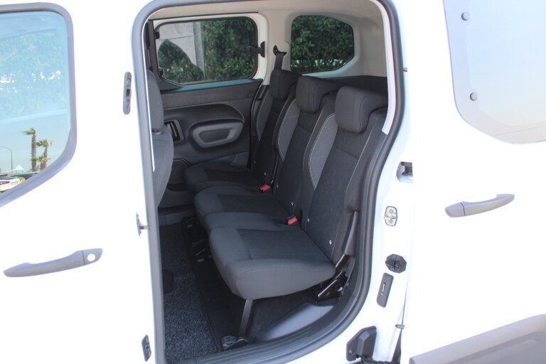 15 Stilecar It Peugeot Rifter Gc901ys
