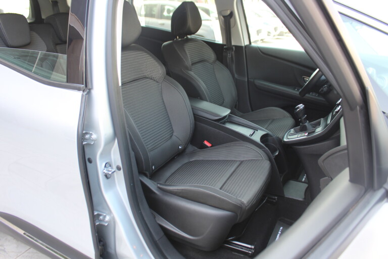16 Stilecar It Renault Grand Scenic Ga376gp