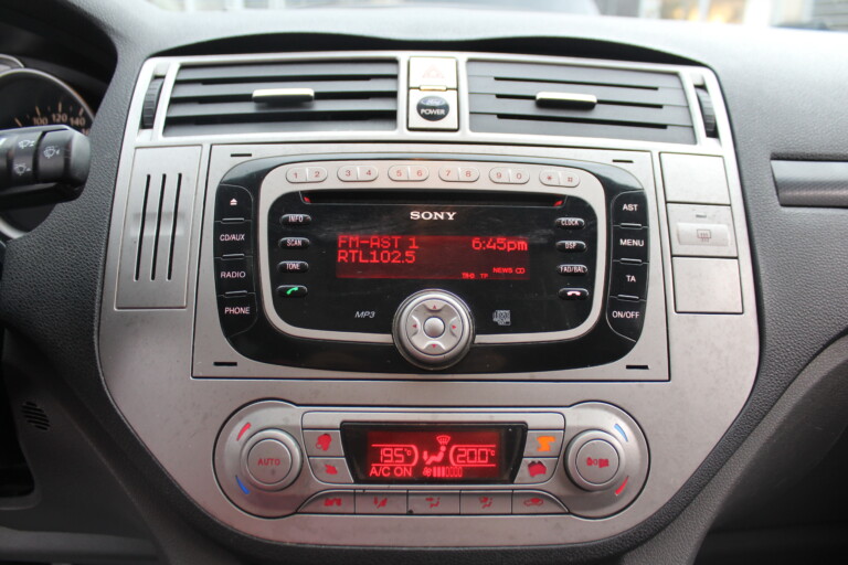 22 Stilecar It Ford Kuga Dv532jk