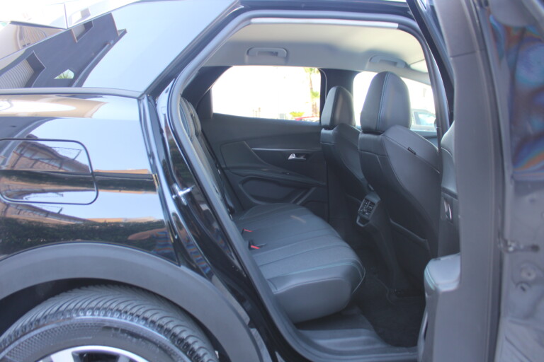 22 Stilecar It Peugeot 3008 Gk382fj