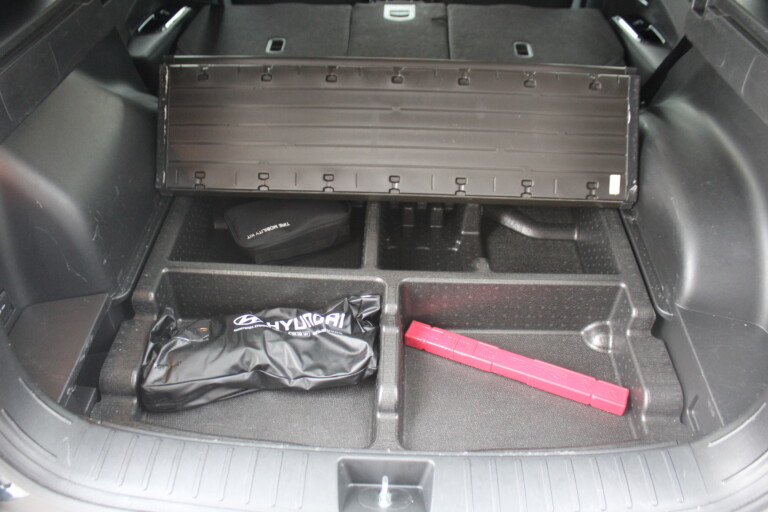 27 Stilecar It Hyundai Tucson Gj044ye