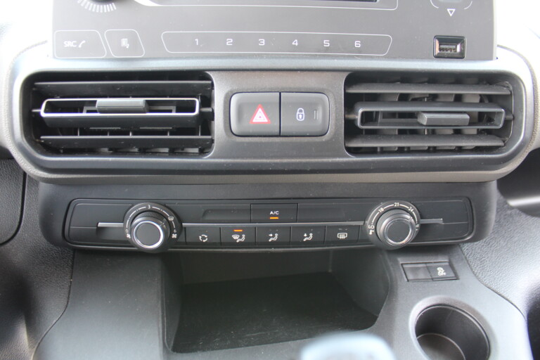 28 Stilecar It Peugeot Rifter Gc901ys