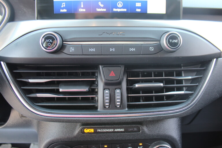38 Stilecar It Ford Focus Fs635gr