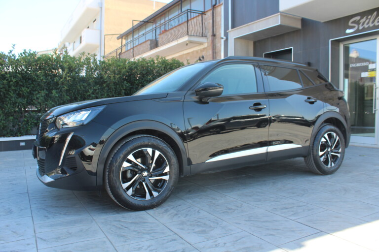 03 Stilecar It Peugeot 2008 Gc711pk