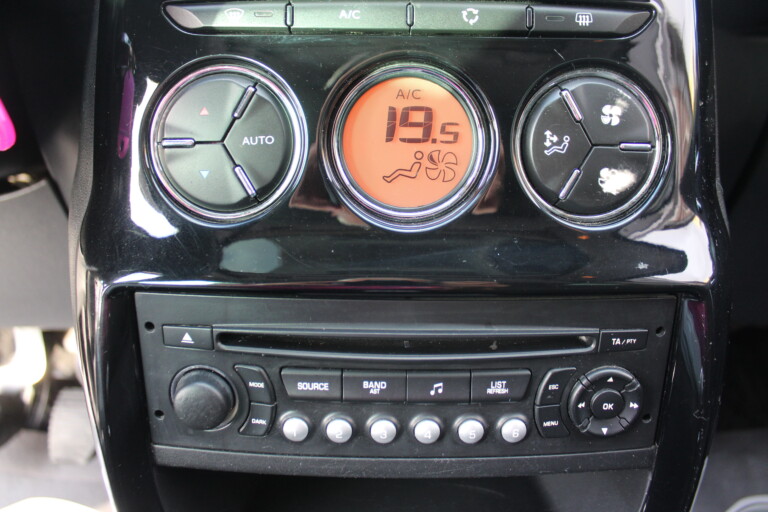 15 Stilecar It Citroen C3 Eg641rm