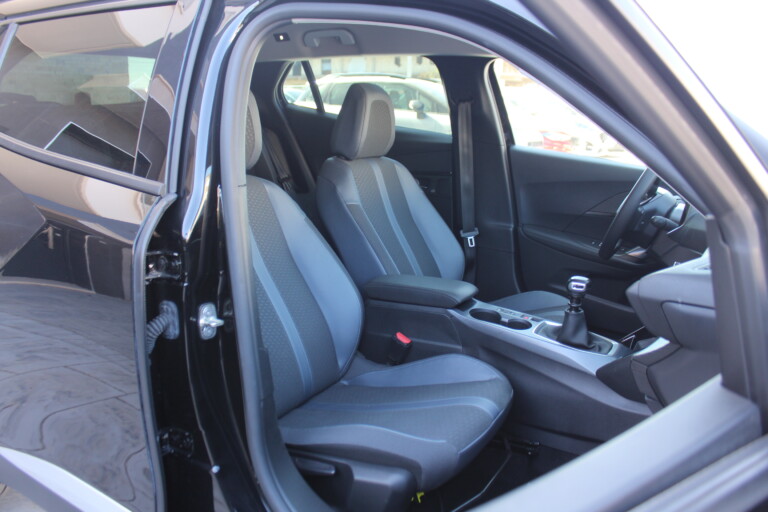 18 Stilecar It Peugeot 2008 Gc711pk