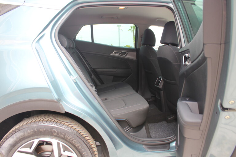 19 Stilecar It Kia Sportage Gj640yz