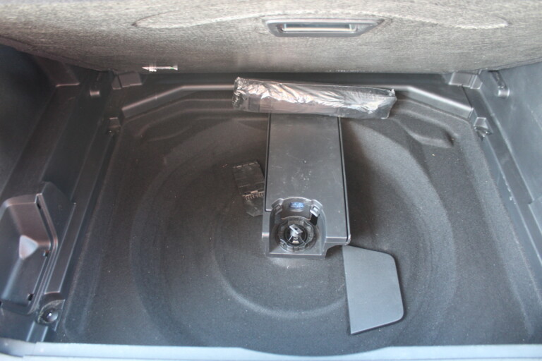 29 Stilecar It Peugeot 3008 Gk829fx