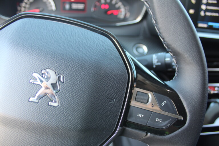 31 Stilecar It Peugeot 2008 Gc711pk