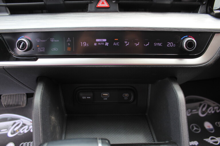 38 Stilecar It Kia Sportage Gj640yz