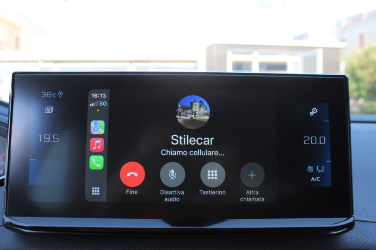 39 Stilecar It Peugeot 3008 Gk829fx