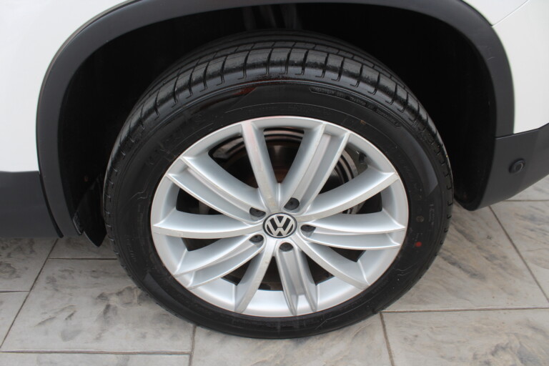 09 Stilecar It Vw Tiguan Em962md