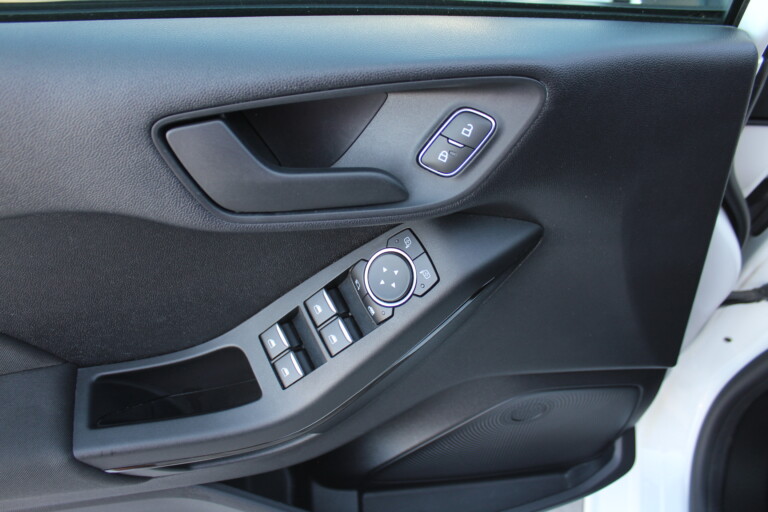 14 Stilecar It Ford Fiesta Gc348pj