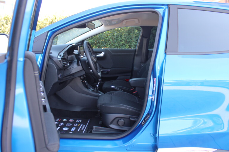 14 Stilecar It Ford Puma Gg586rg