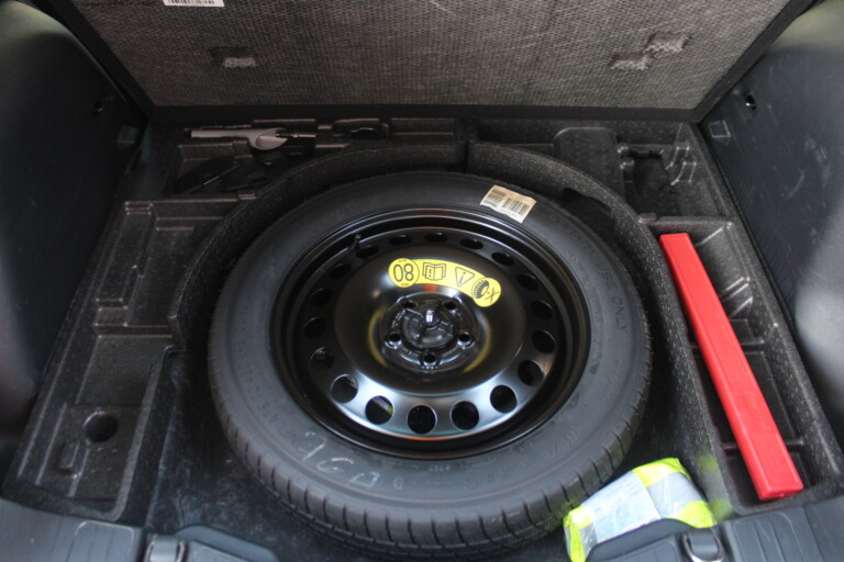 26 Stilecar It Ford Kuga Gg976ze