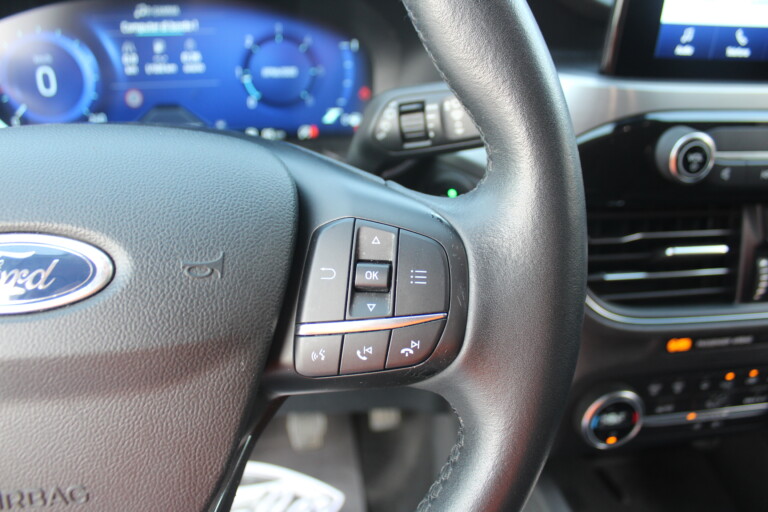 29 Stilecar It Ford Kuga Gg976ze