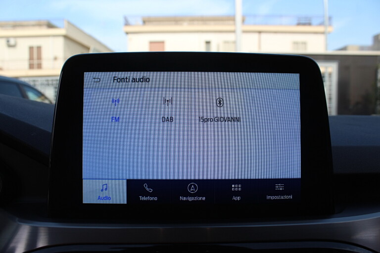 33 Stilecar It Ford Kuga Gg976ze