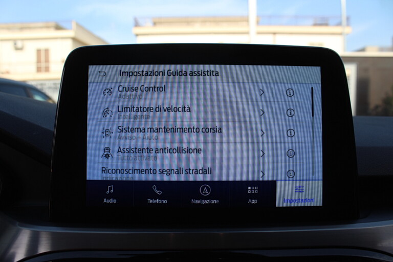 36 Stilecar It Ford Kuga Gg976ze