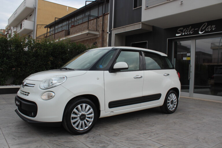 03 Stilecar It Fiat 500l Fg423zm
