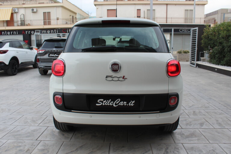 04 Stilecar It Fiat 500l Fg423zm