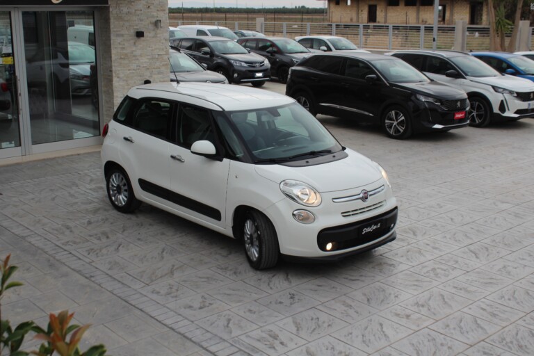 05 Stilecar It Fiat 500l Fg423zm