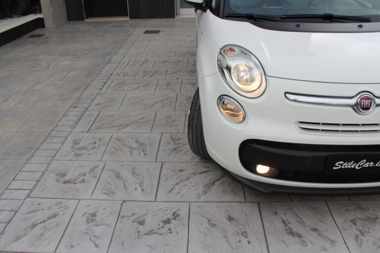 06 Stilecar It Fiat 500l Fg423zm