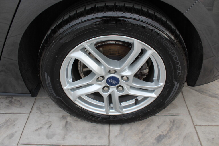 11 Stilecar It Ford Focus Gj457yg