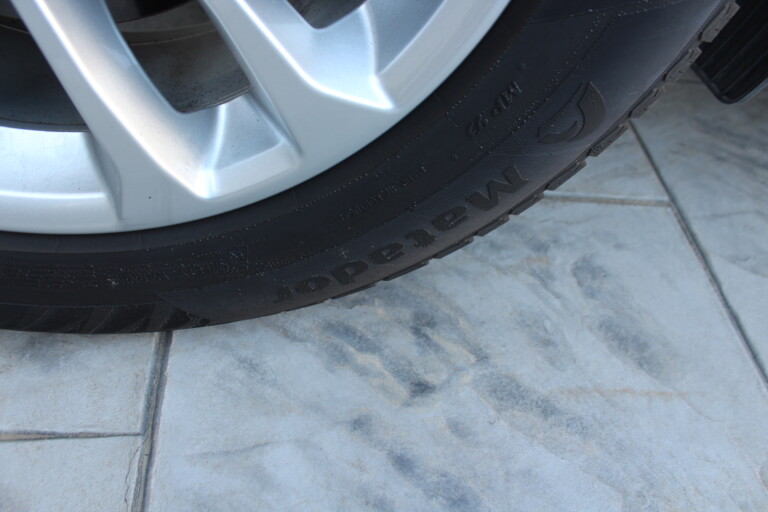 11 Stilecar It Ford Kuga Gf081cd