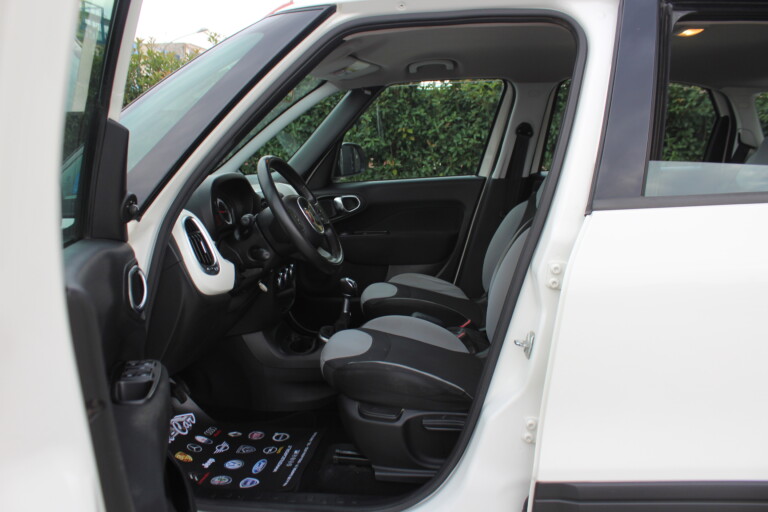 13 Stilecar It Fiat 500l Fg423zm
