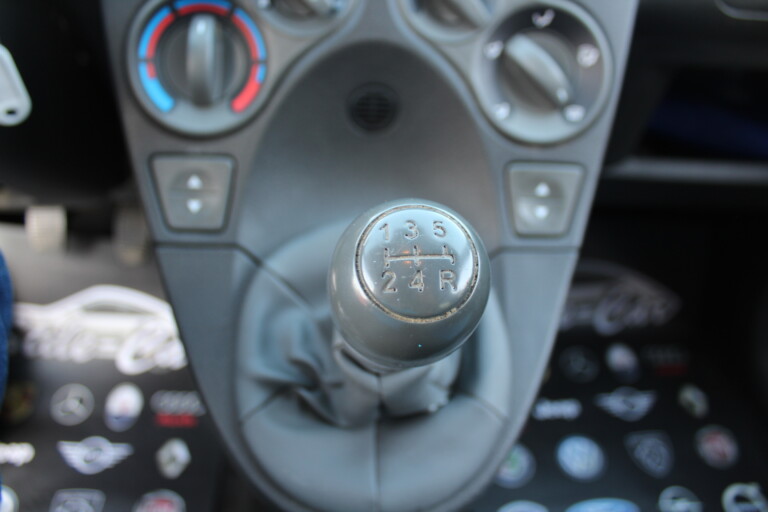 16 Stilecar It Fiat Panda Ef644sb