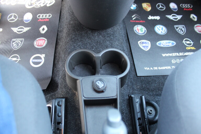 17 Stilecar It Fiat Panda Ef644sb