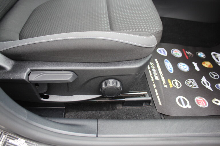 18 Stilecar It Ford Focus Gj457yg