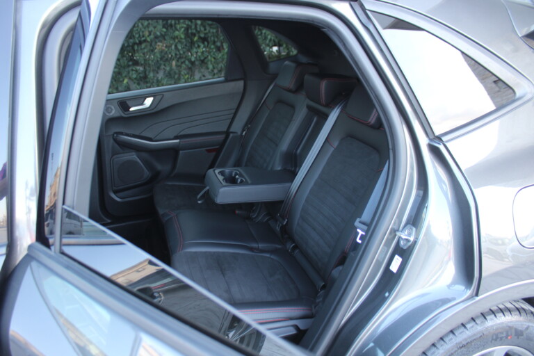 18 Stilecar It Ford Kuga Gf515rv